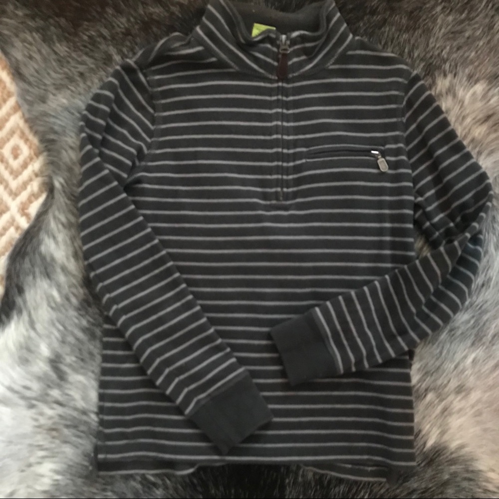 Crew cuts Zip-up.